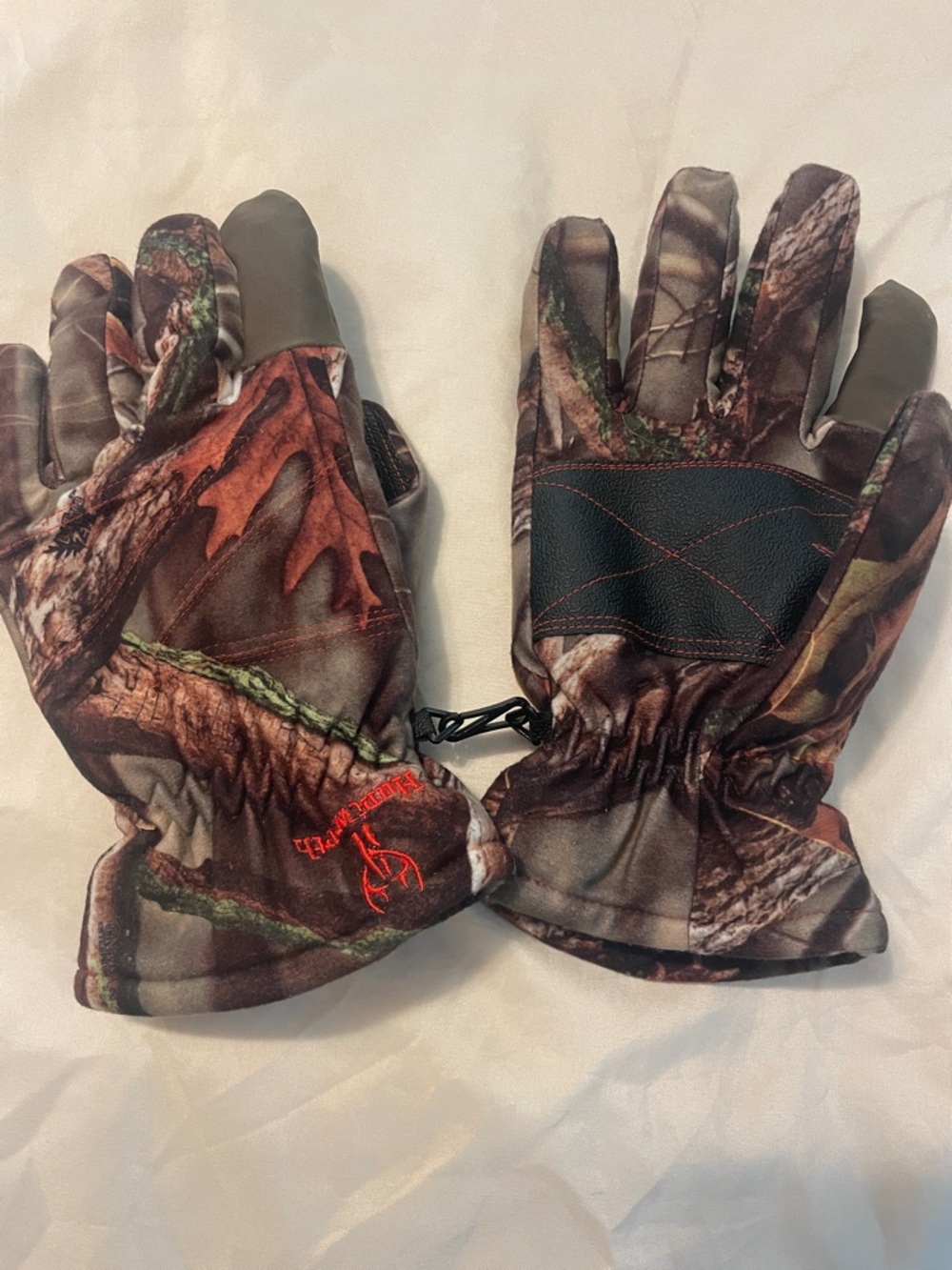 Men's Huntworth thinsulate Camo Hunting Gloves with Grip and Touch Tips new M